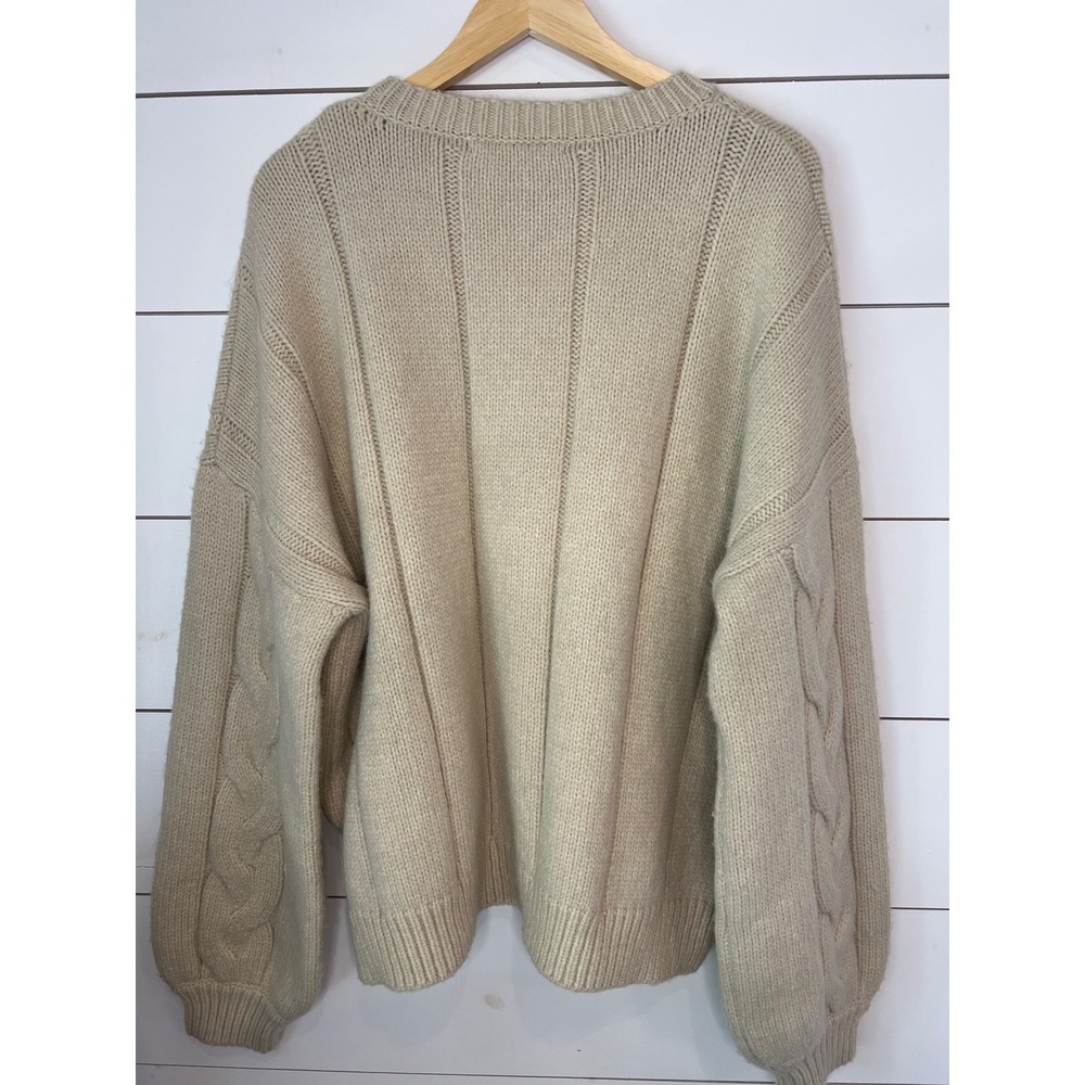 Altar'd State Womens Cable Knit Sweater Oatmeal minimalist Oversized Cozy Small - Picture 4 of 7